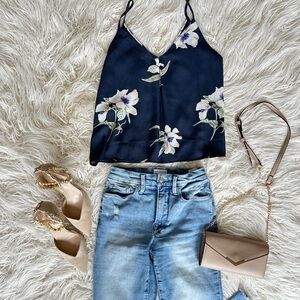 Lush V-Neck Cami Spaghetti Strap Tank Top Small - Dark Navy Blue Floral